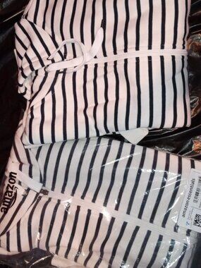 Amazon Essentials Mens XS Black and White Striped Hoodie 2pk
